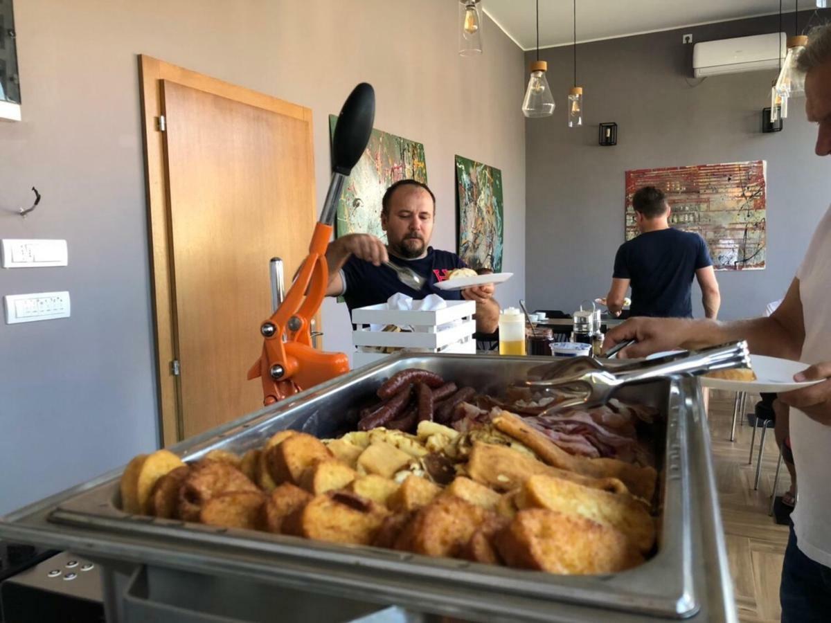 Garni Ideal Zrenjanin Eksteriør bilde